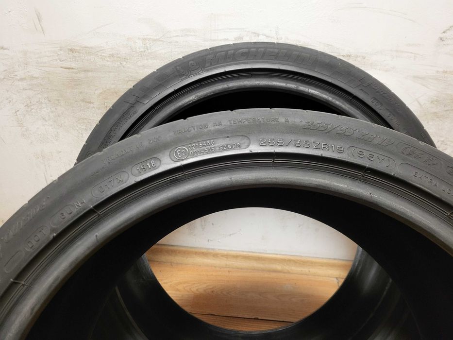 2 бр. 255/35/19 Michelin / летни гуми