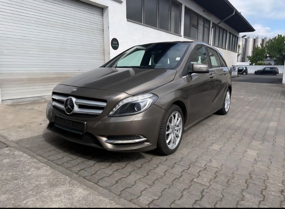 MERCEDES-BENZ B-Class