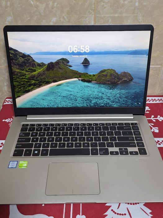 Laptop ASUS VivoBook S510UQ i7 | 16GB Corsair | SSD Samsung 256 + 1 TB
