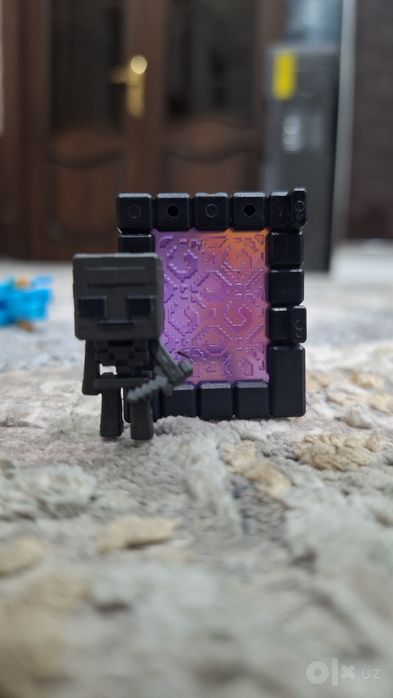 Редкие фигурки Minecraft kinder