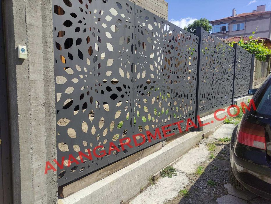 Метални пана за врати, огради парапети