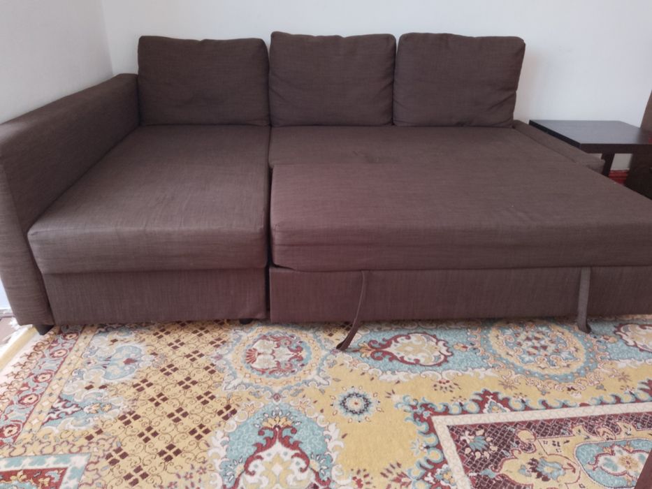 Canapea mare  cu ladă de depozitare