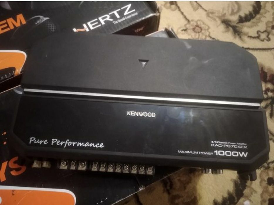 Kenwood 1000 w li usilitil sotiladi
