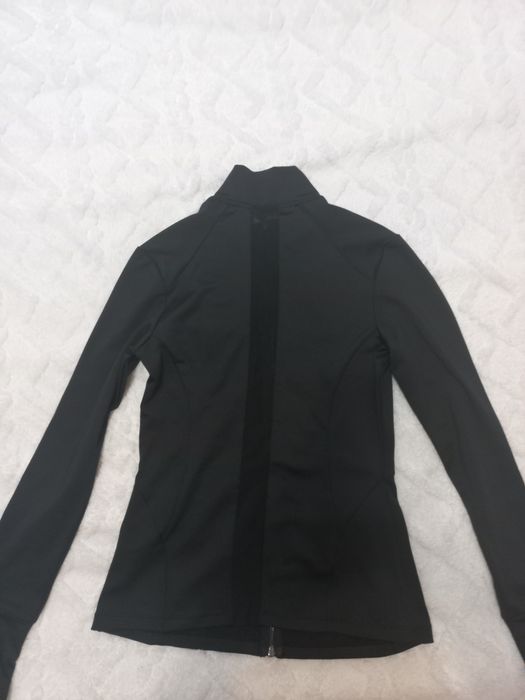 Спортен суичър с цип