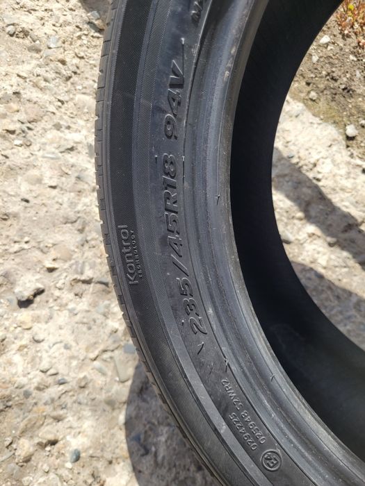 Продам шины в отличном состоянии.