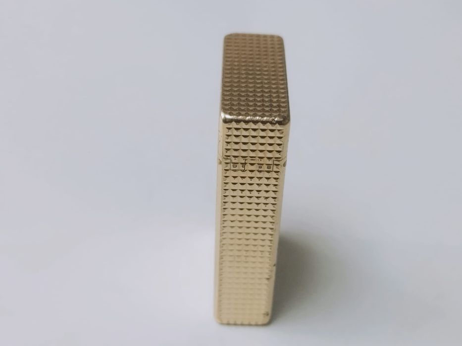 Bricheta veche S.T. Dupont Line 1