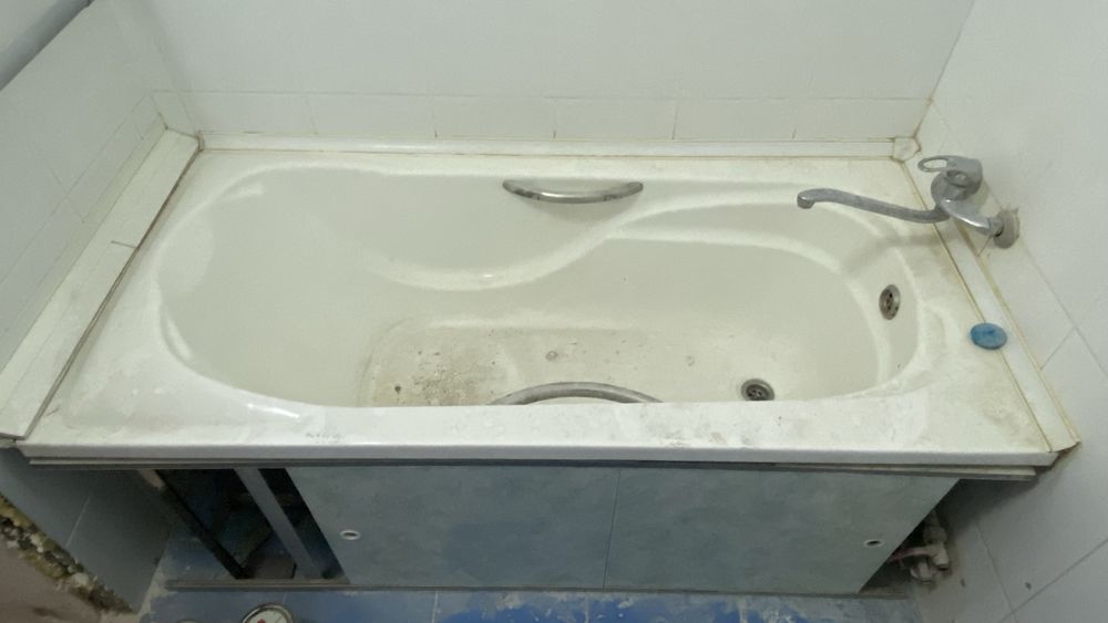 Ванна акриловая б/у 74х150