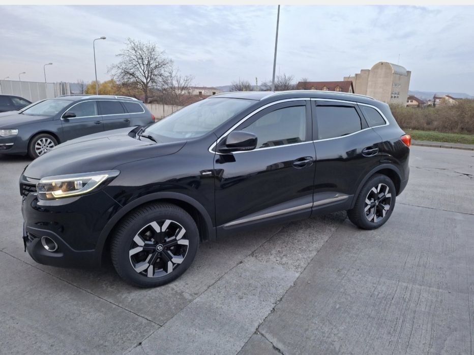 -Vând Renault Kadjar 1.33 benzină cu 52.000 km și Garanție-