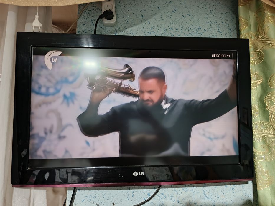 Televizor sotiladi LG 43 talik smart emas