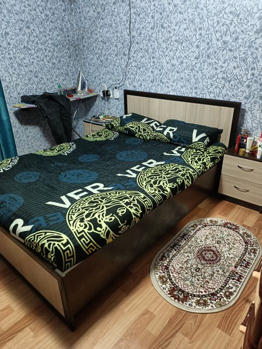 Кровать двуспальная