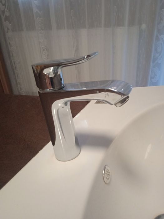 Продавам смесител