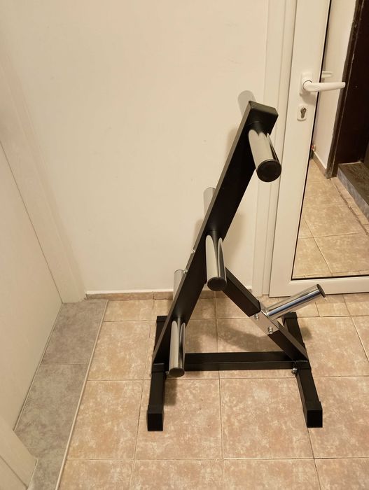 Продавам стойка за тежести ф50