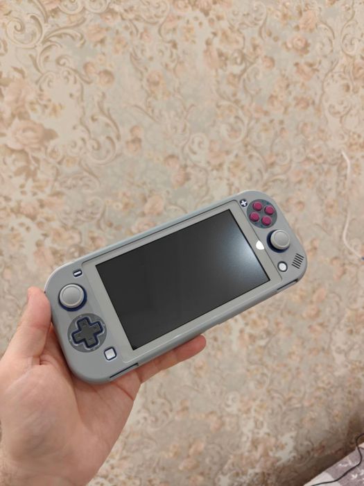 Продаю чипованный Nintendo switch 256gb