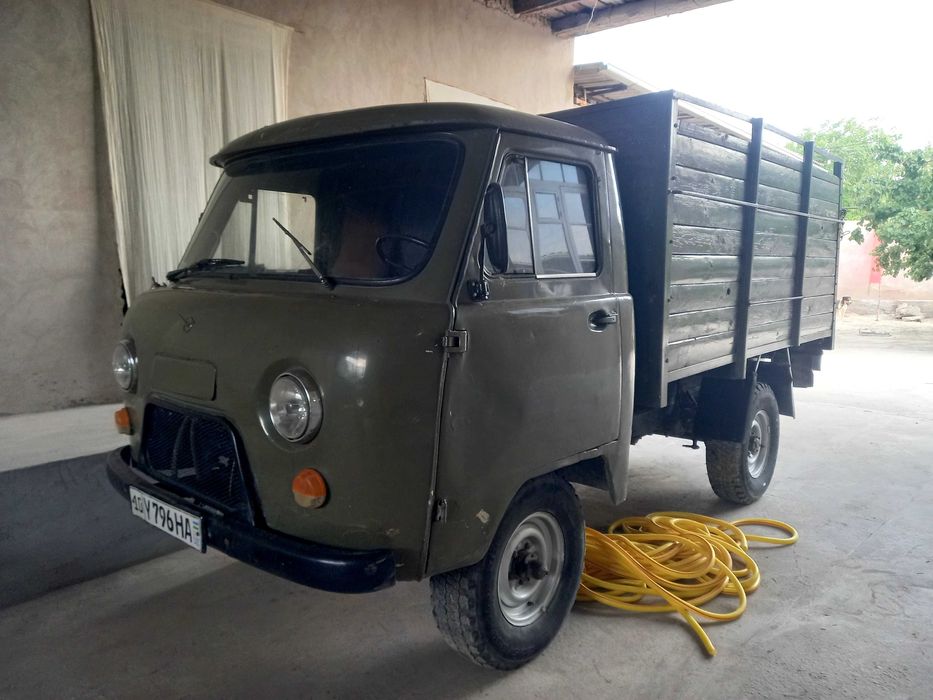 Uaz bartovoy zor holatda