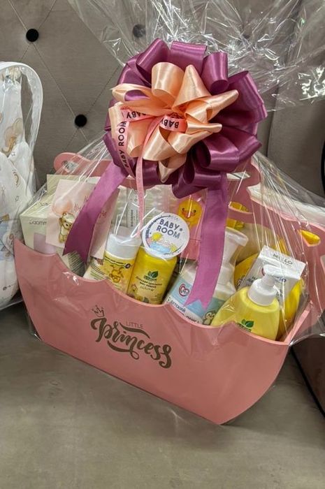 Продаю красивые корзины для Киндик мама.