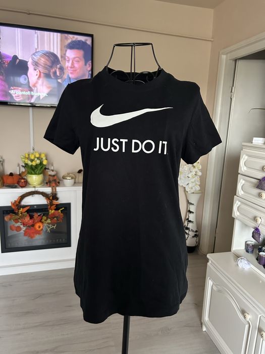 Tricou marimea M, Nike, nou