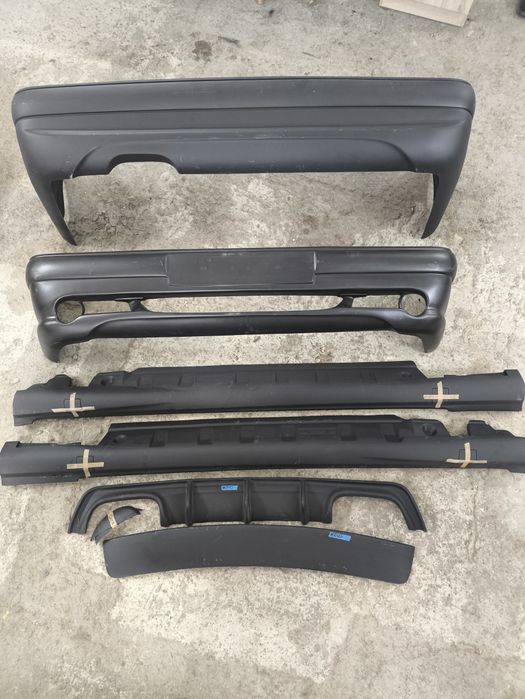 Бампер на Мерседес w202 AMG4.3