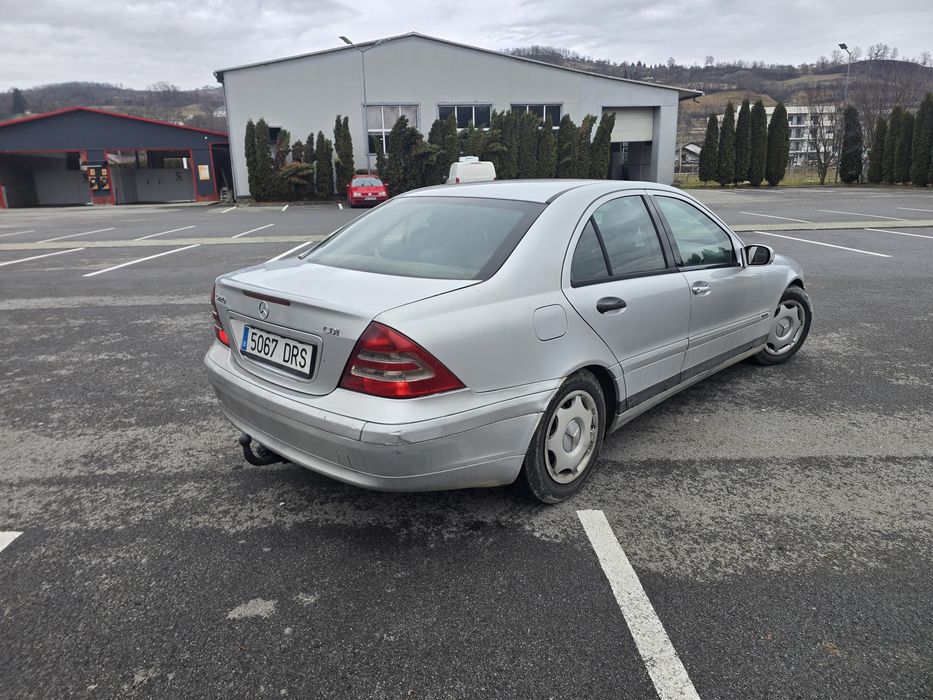 Mercedes-Benz c220 cdi