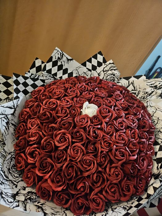 Букет 101 червени рози