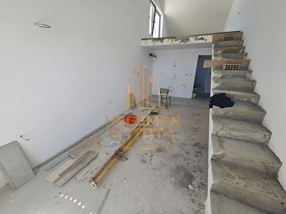 Продава се Четиристаен апартамент в Варна, Виница - 140 кв.м за 1358 €/кв.м - Снимка #2