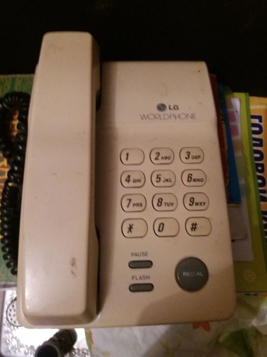 телефон 1 шт 4300 всего 3 шт