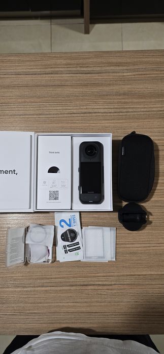 Camera Insta360 X5 putin utilizată