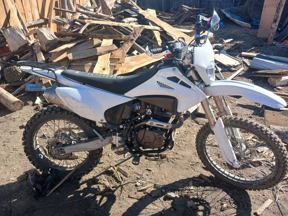 Продам эндуро 250