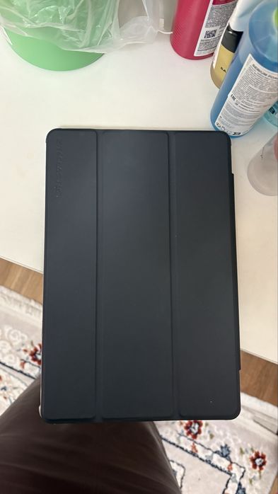 Планшет почти новая