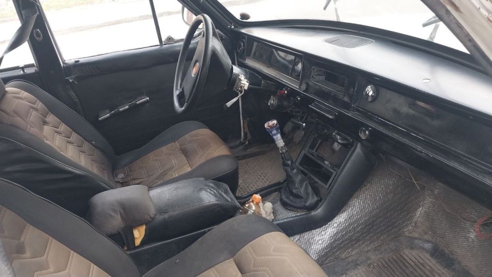 Volga srochna sotiladi 1050 $