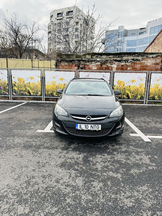 Vand opel astra J 1,6 ecotec 2015 pret fix 4750€