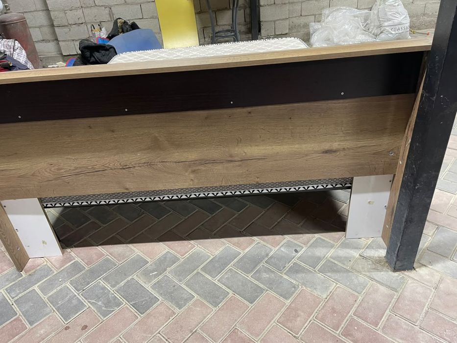 Кровать двуспальная 175х210