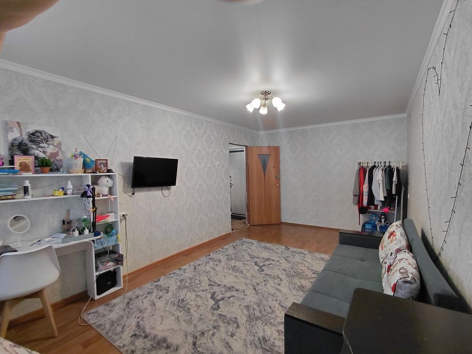 Продам 1 ком  квартиру