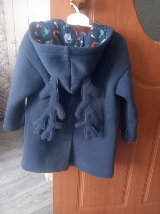 Детское  осеннее пальто.