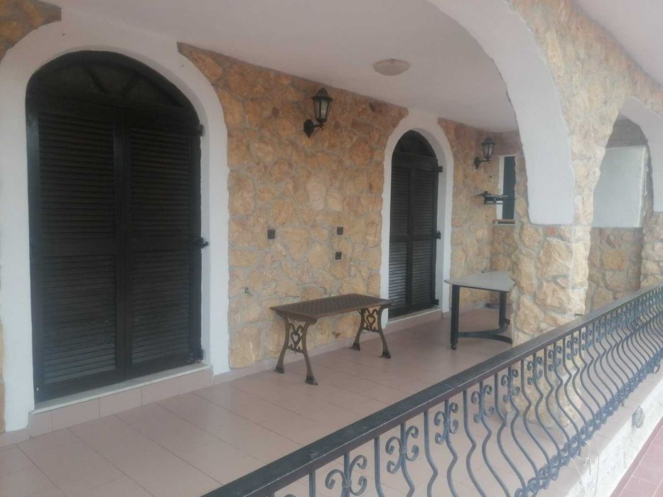 Продава се къща 160 м2 с двор 330 м2 в Аспровалта, Северна Гърция