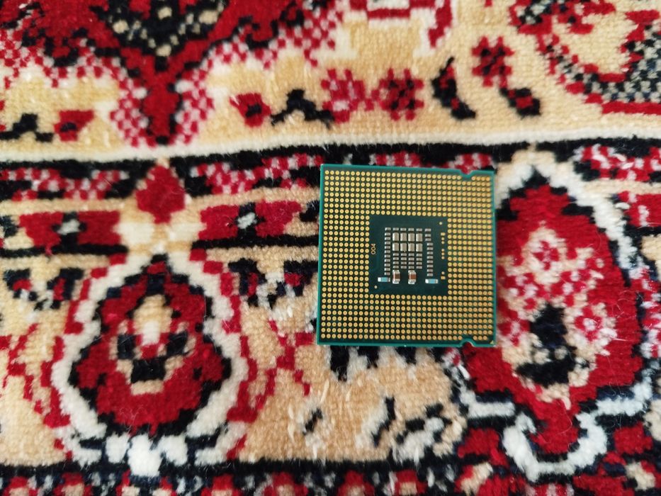 Продам процессор на сокет 775