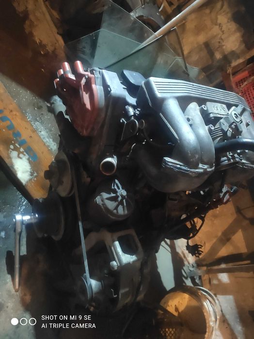 Двигатель м40б18