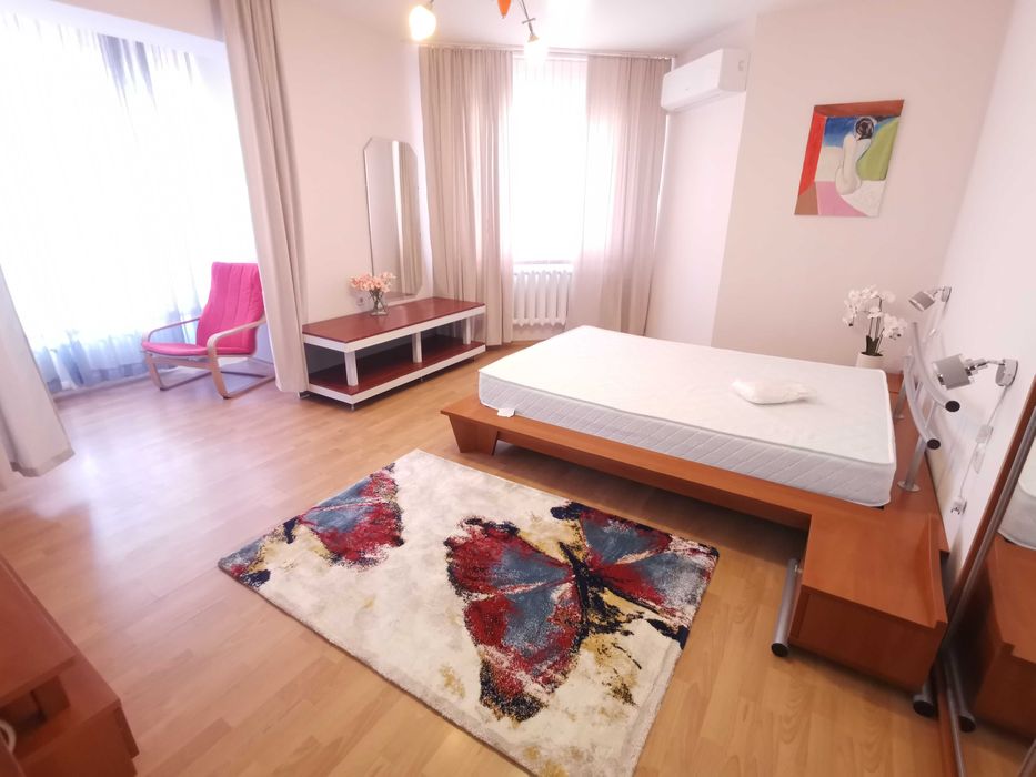 Дава се под наем Тристаен апартамент в София, Манастирски ливади - 120 кв.м за 561 € - Снимка #4