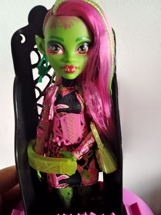 Кукла Monster high Venus McFlytrap
