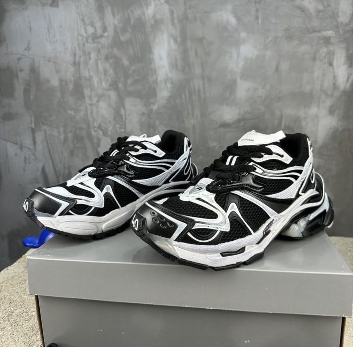 Balenciaga runner premium full box