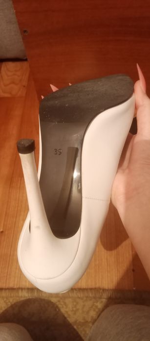 Продам туфли женские