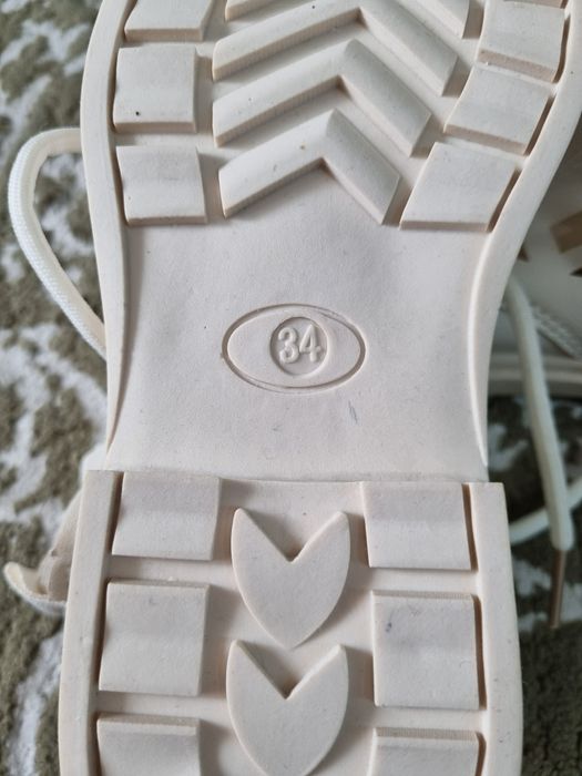 Ботинка для девочек летние