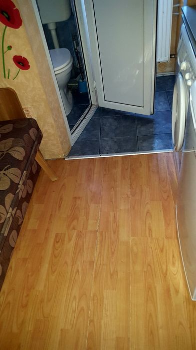 dau in chirie garsoniera