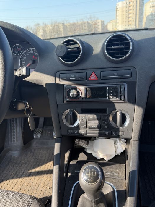Audi A3 8P 2006 1.6mpi Coupe tehnic impecabil