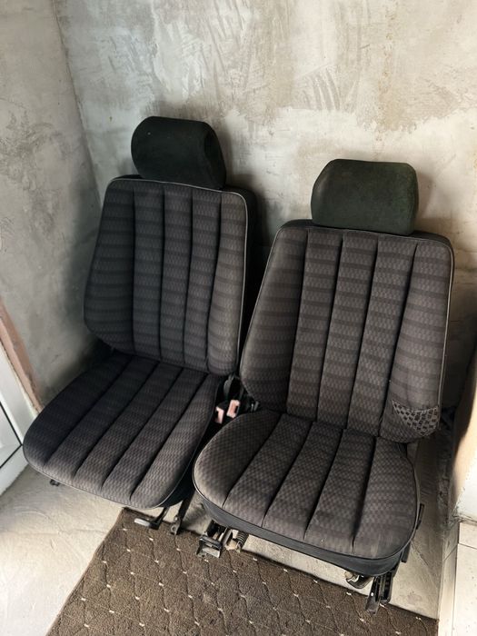 Сидения Мерседес 190 W201