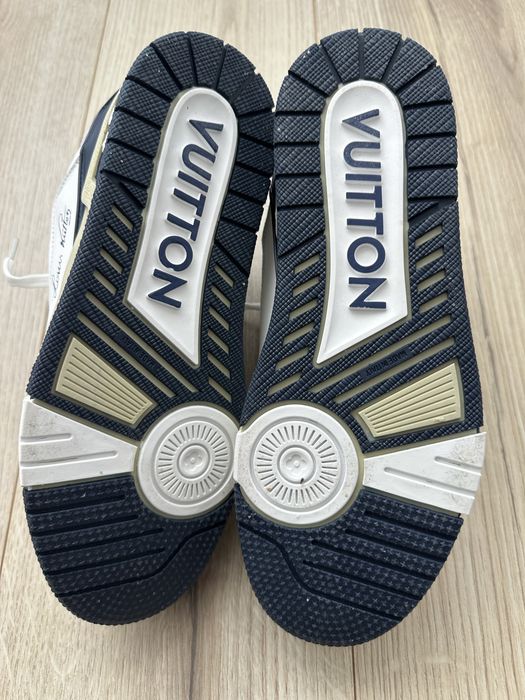 Adidași louis vuitton