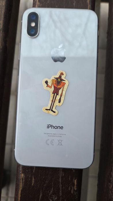 Продам iPhone X 100000 тг