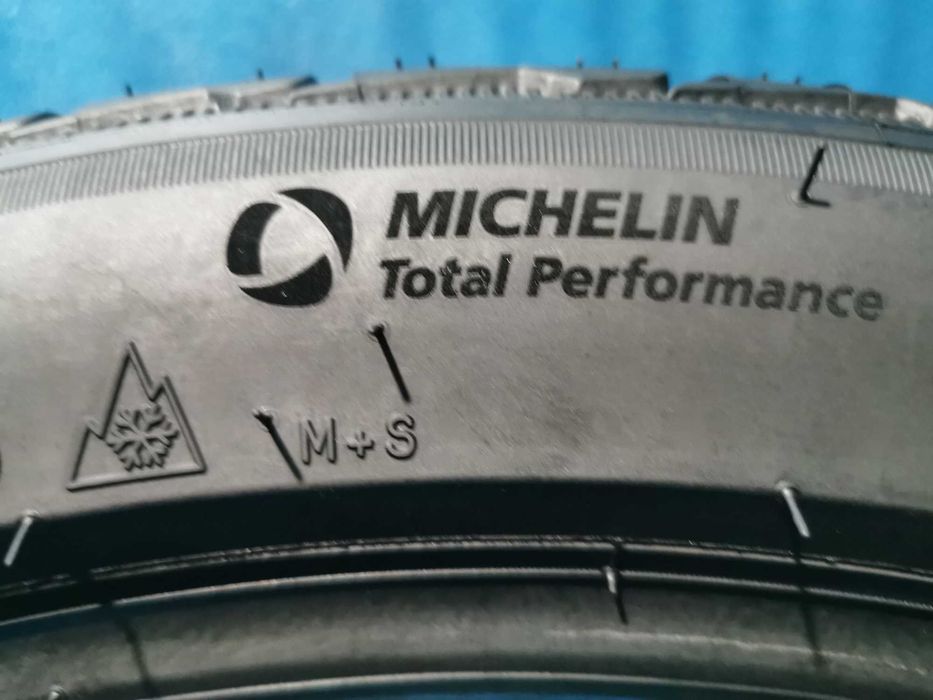 245/40 R20 - michelin m+s 4 bucati