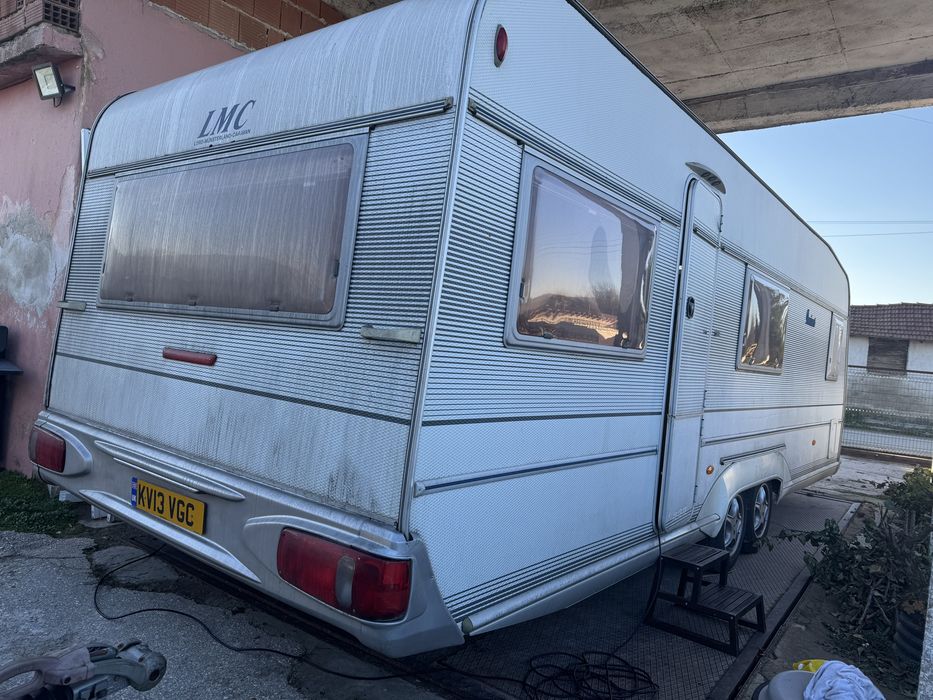 Луксозна   каравана LMC