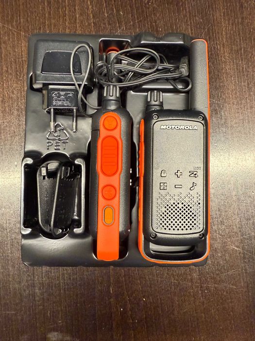 Комплект от 2 Броя Motorola Talkabout T82