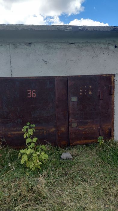 Продам капитальный гараж с ямой и погребом